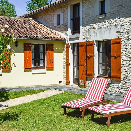 In Saint-jean Near Loire Castles Vakantiehuis Frontenay-sur-Dive