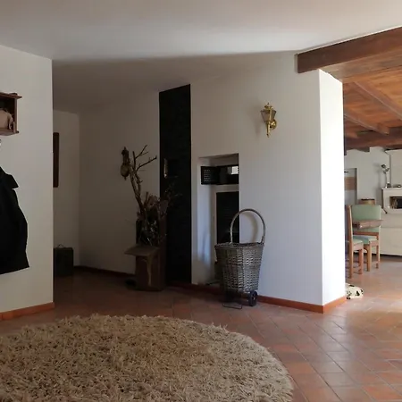 In Saint-jean Near Loire Castles Frontenay-sur-Dive