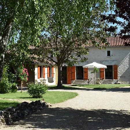 In Saint-jean Near Loire Castles